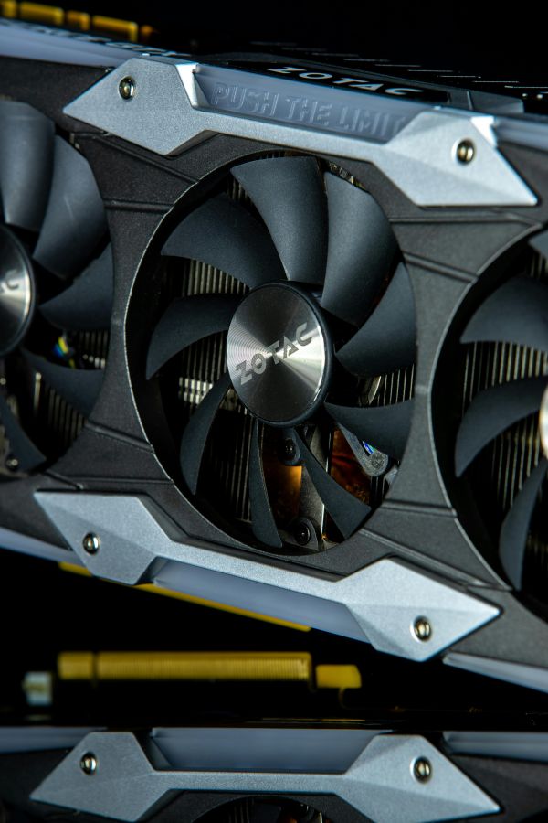 4080 contre 7900 XTX : quel choix pour vos jeux ?